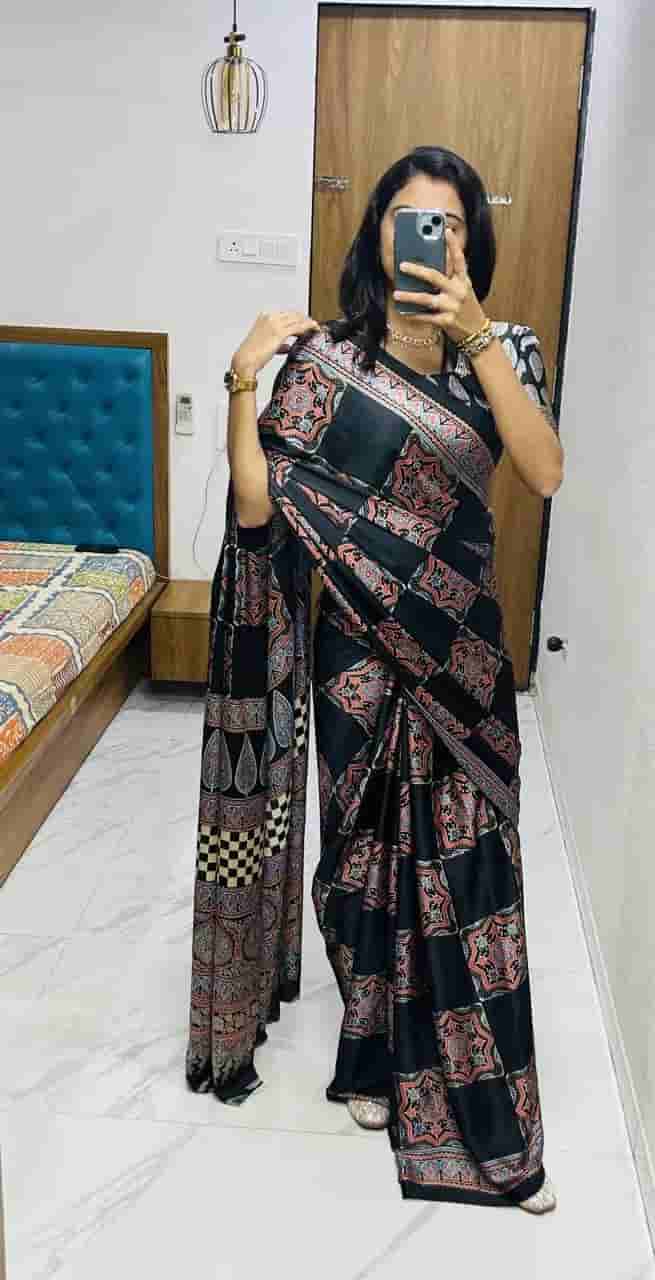 New Supar Premium Saree in Surat