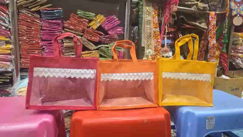 Small tote beg in Junagadh