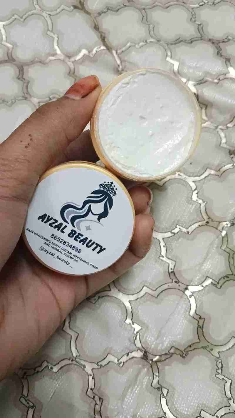 Natural Skin Whitening Night Cream for Dark Spots & Tan in Mumbai