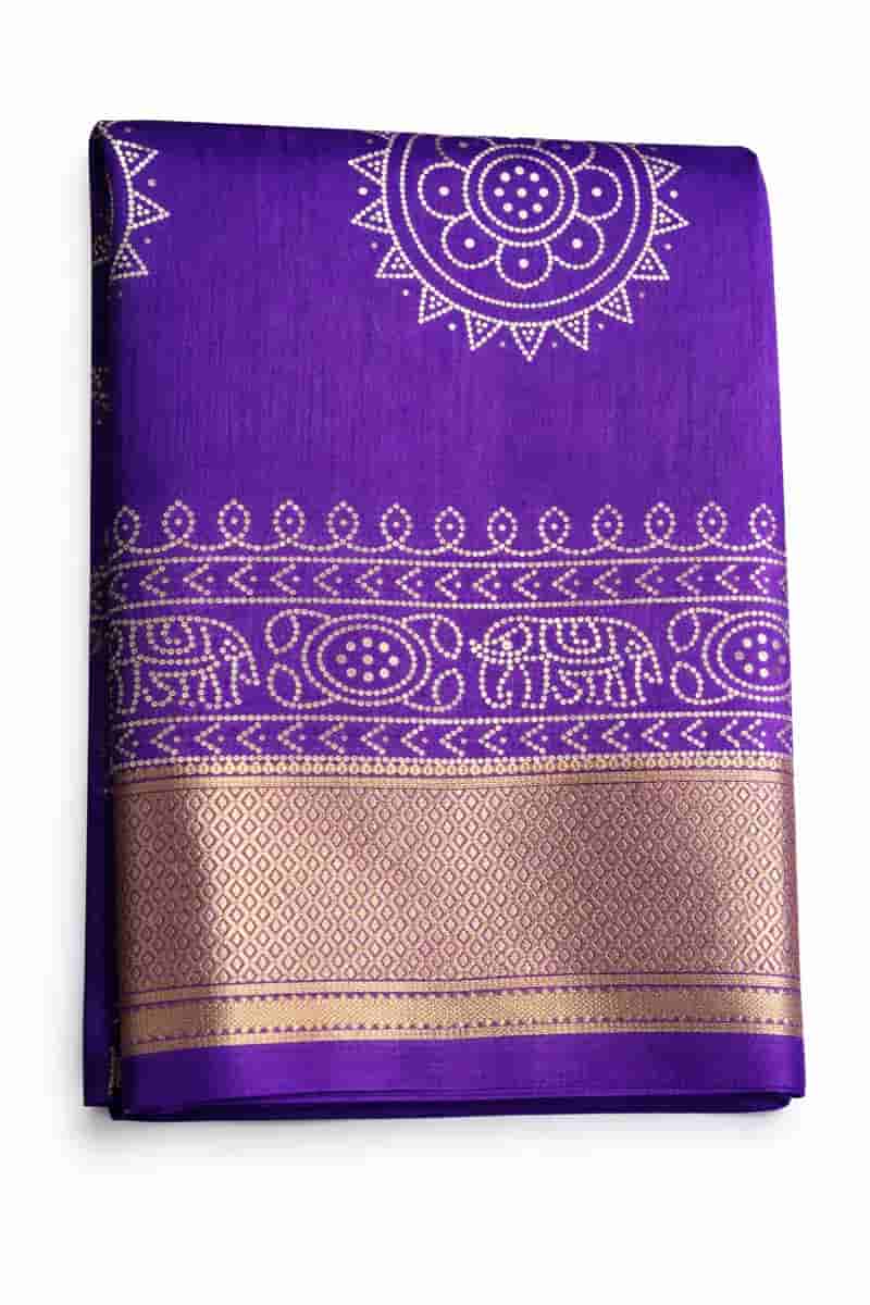 Beautiful soft Bandani Dola silk saree in Hyderabad