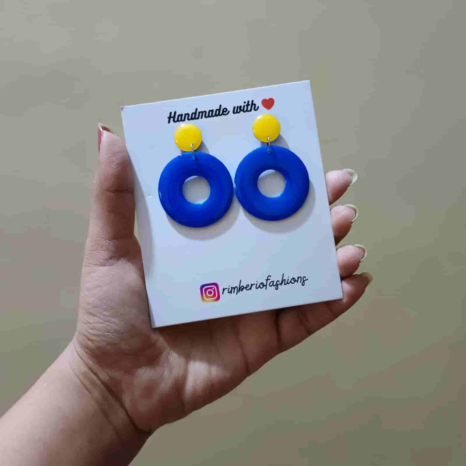 Buy Resin solid hoop earrings in Mumbai for 100 - See photos and details