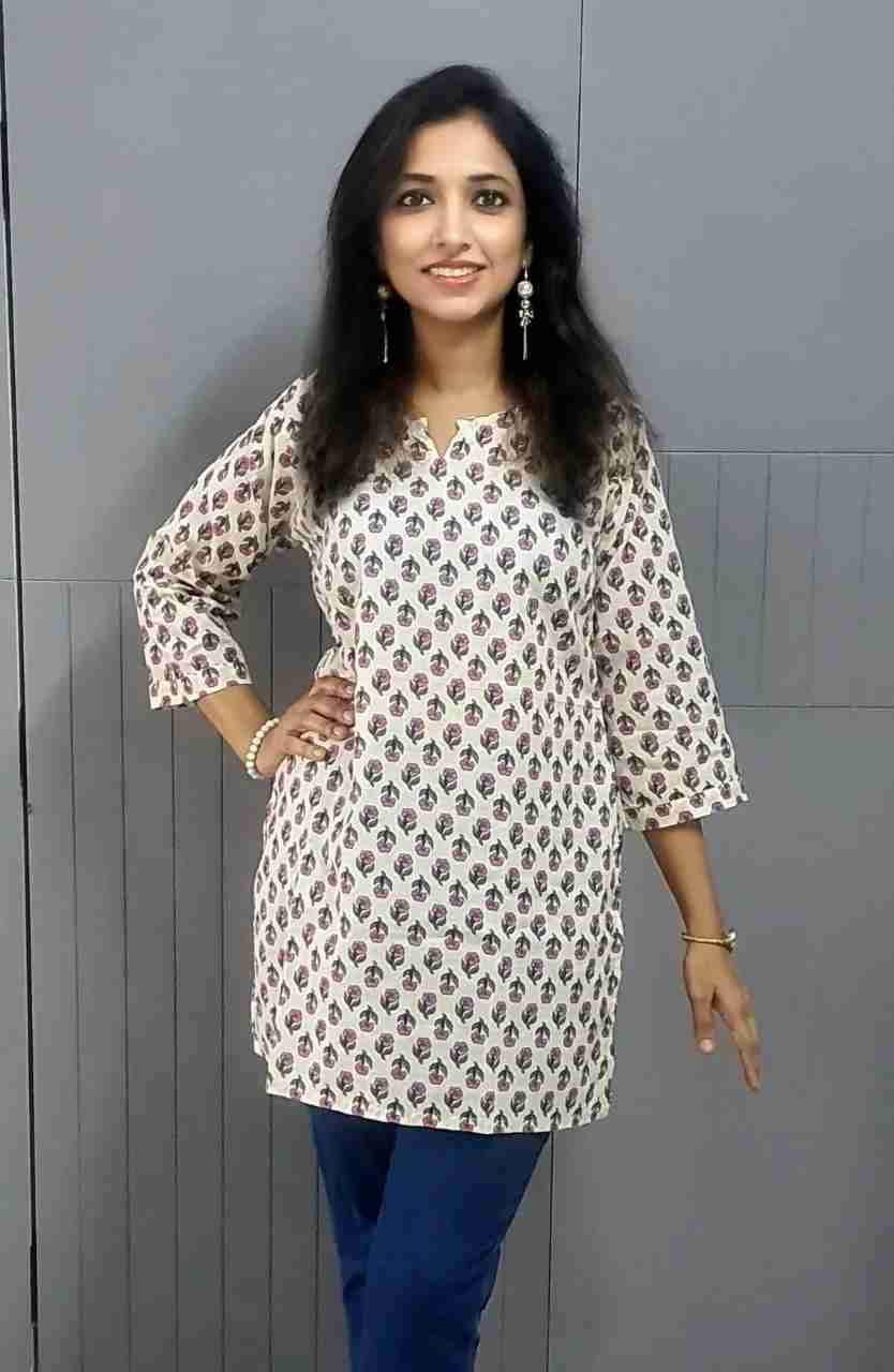 Soft Cotton Cambric Tunic for Women with Stylish Side Slit in Surat