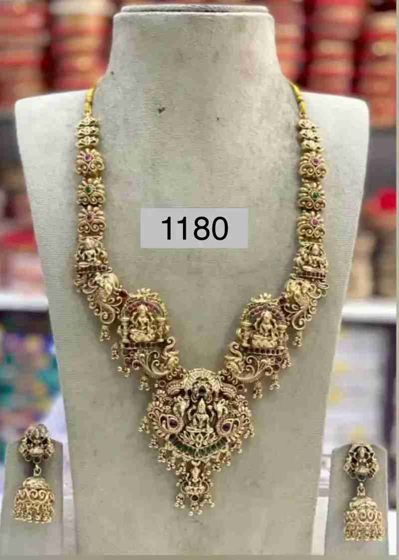 Long and short necksets in Hyderabad