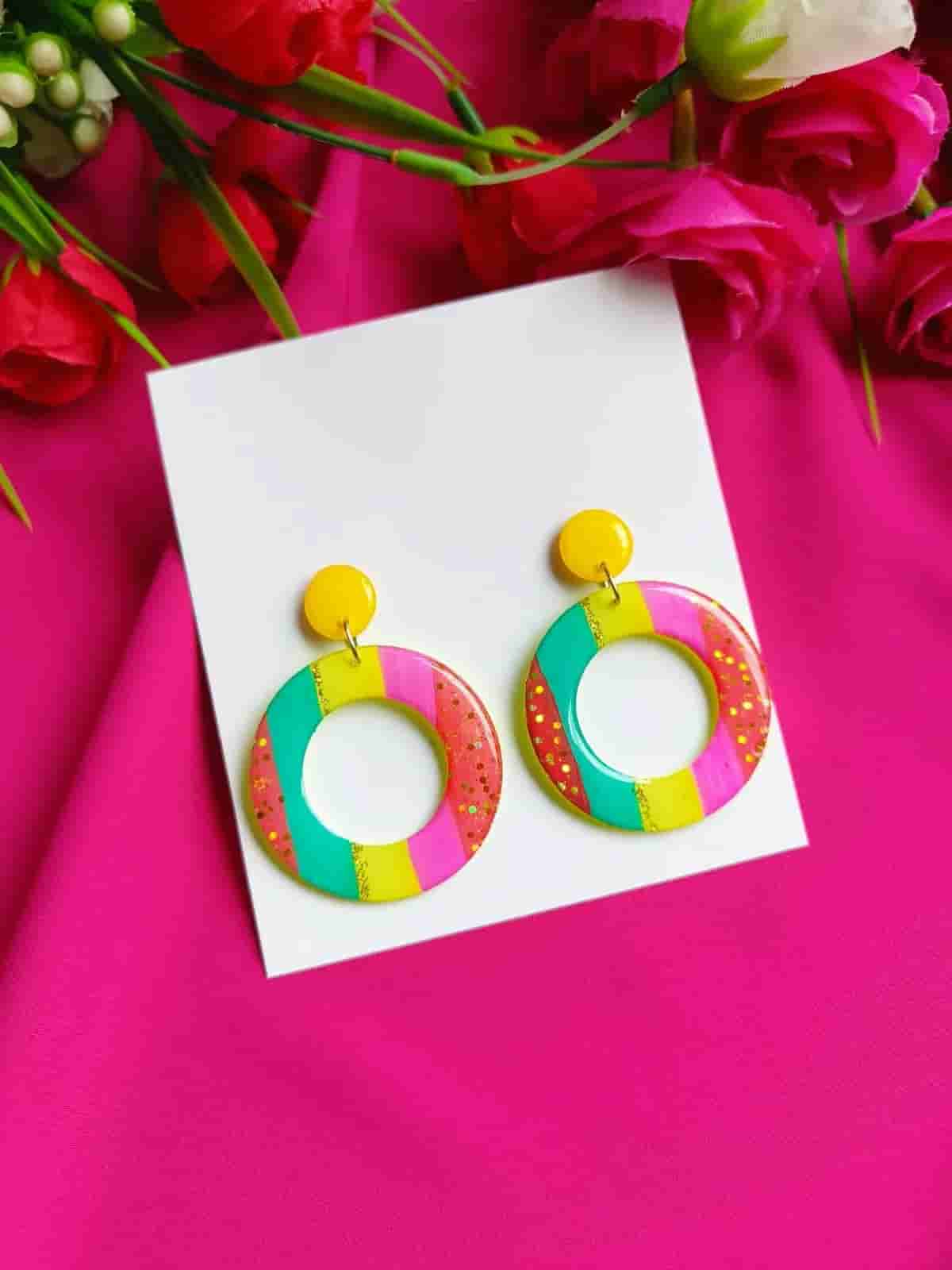 Resin Multicoloured Earrings in Mumbai