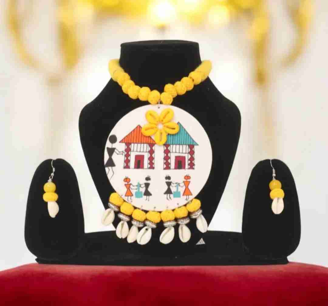 Handcrafted Tribal Cowrie Shell Neckpiece for Traditional Wear in Mumbai