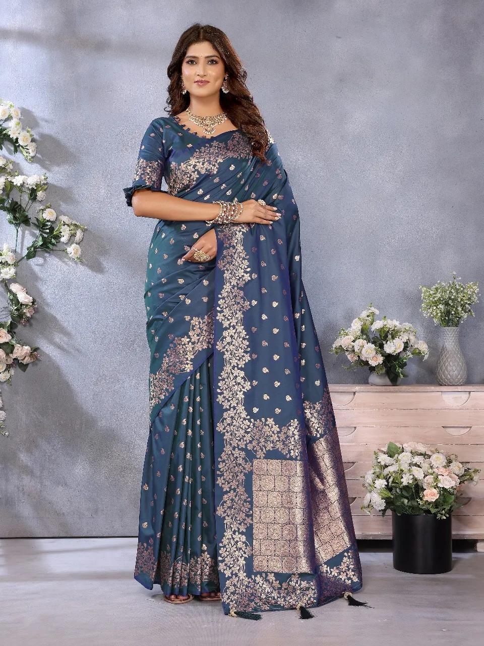 Pure Banarasi Silk Saree with Gala Weaving for Weddings - Image 10 in Surat
