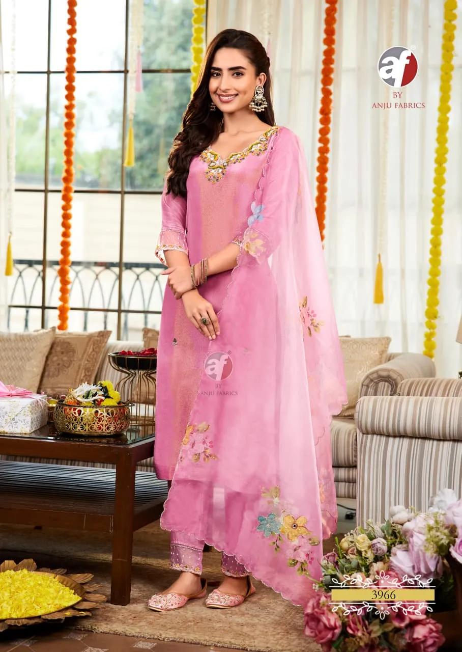 Kurti Pant with Dupatta Salwar Suit Set for Festive Wear - Image 2 in Surat