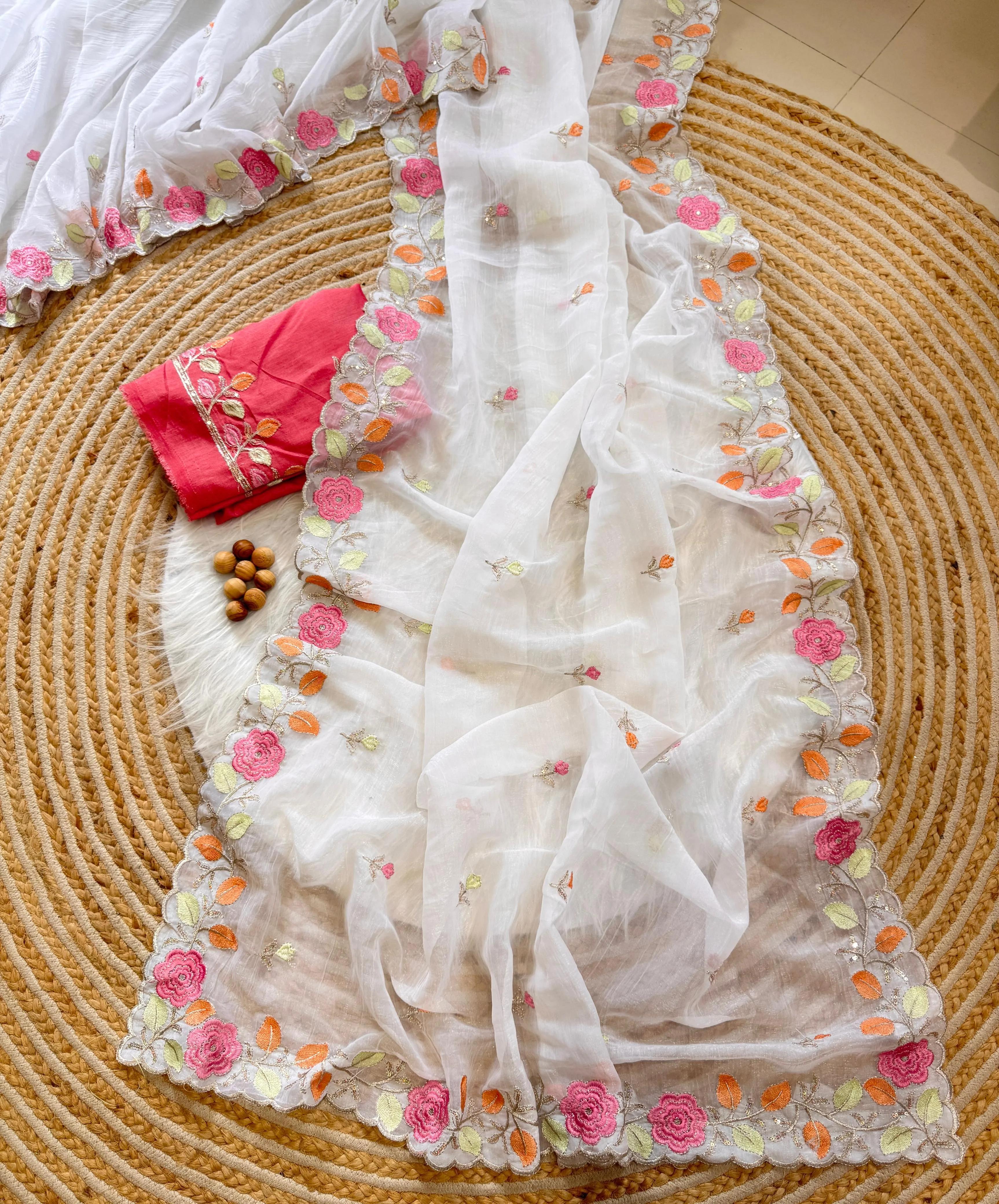 Dual Tone Silk Saree - Image 7 in Surat