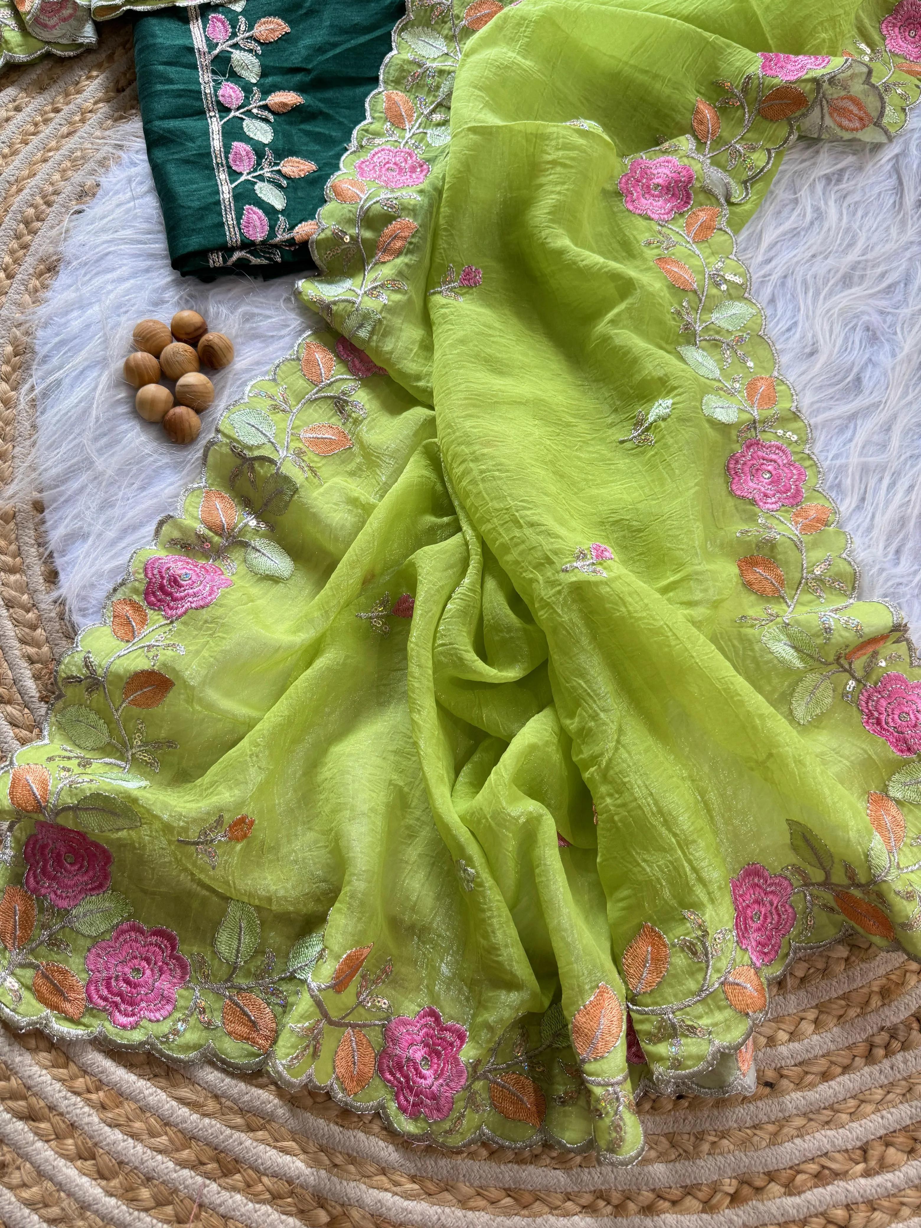 Dual Tone Silk Saree - Image 15 in Surat