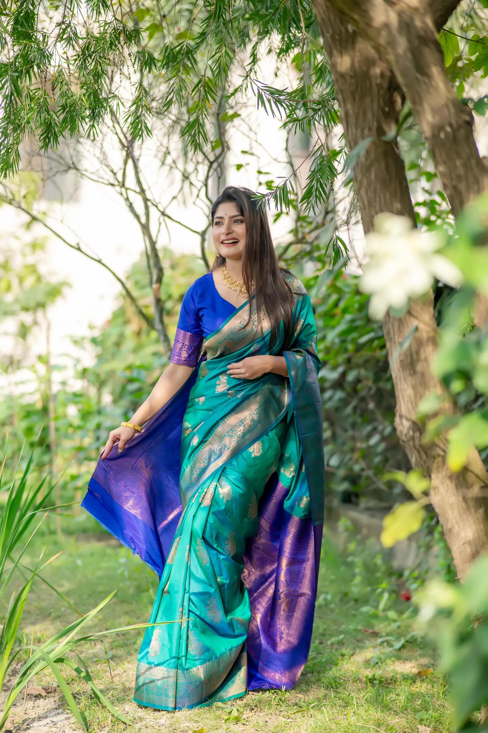 Premium Banarasi Saree - Image 14 in Surat