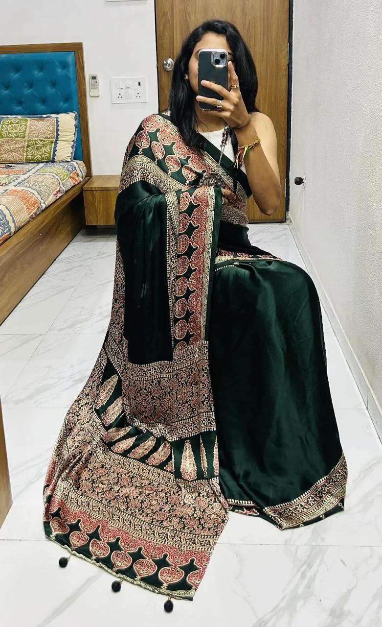 Semi Gajji Silk Saree with Ajrakh Bandhej Print Work - Image 9 in Surat