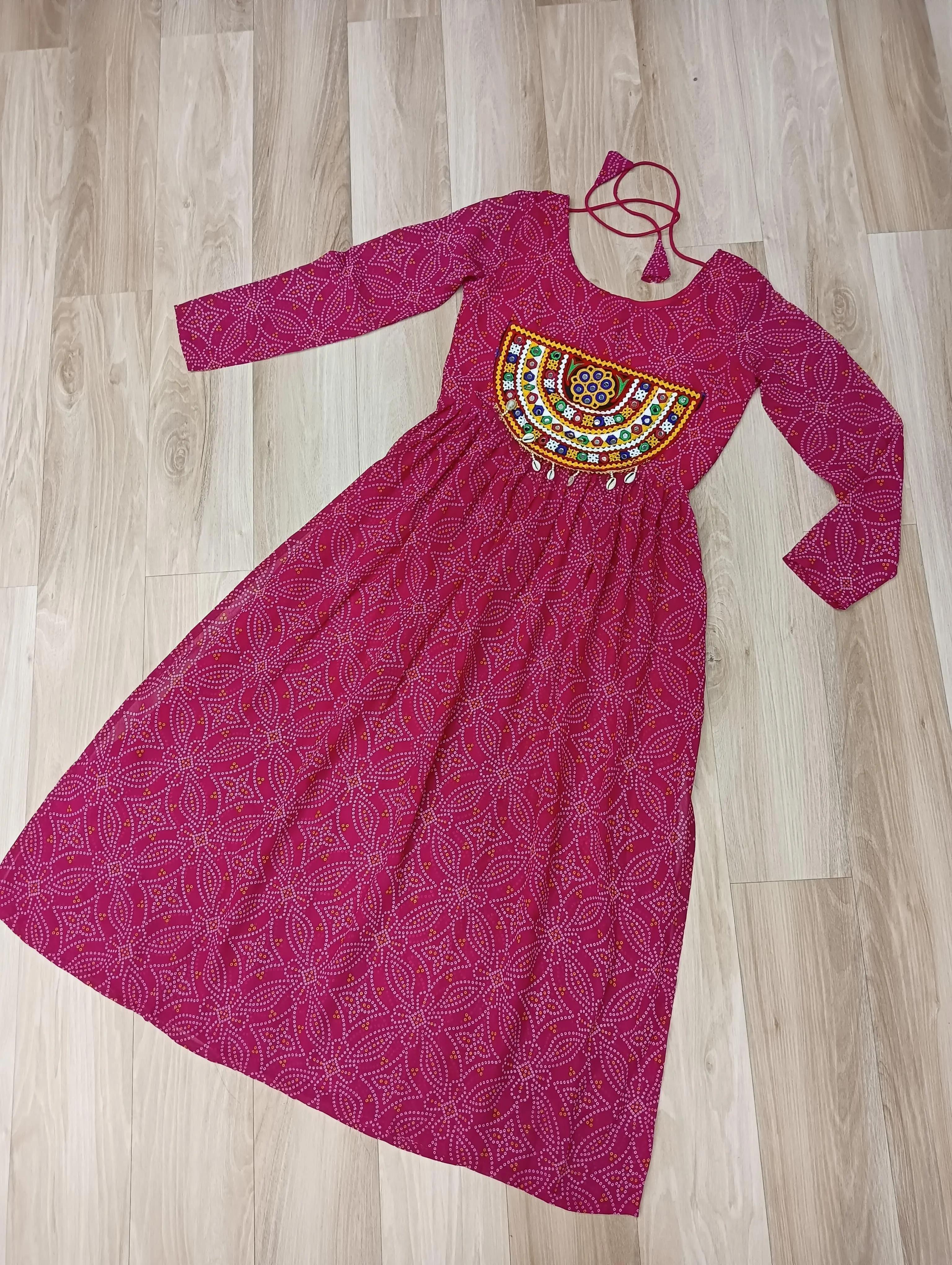 Premium Tailored Fit Navratri Outfits - Image 12 in Surat