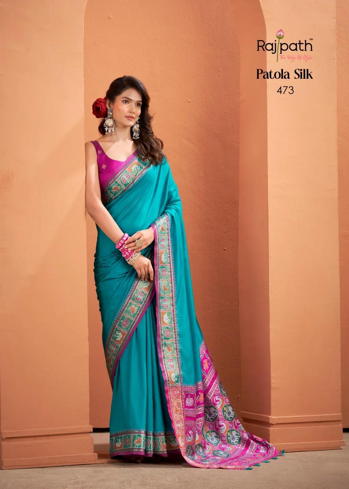 Silk Saree with Patola Weaving Pallu and Contrast Blouse - Image 4 in Surat