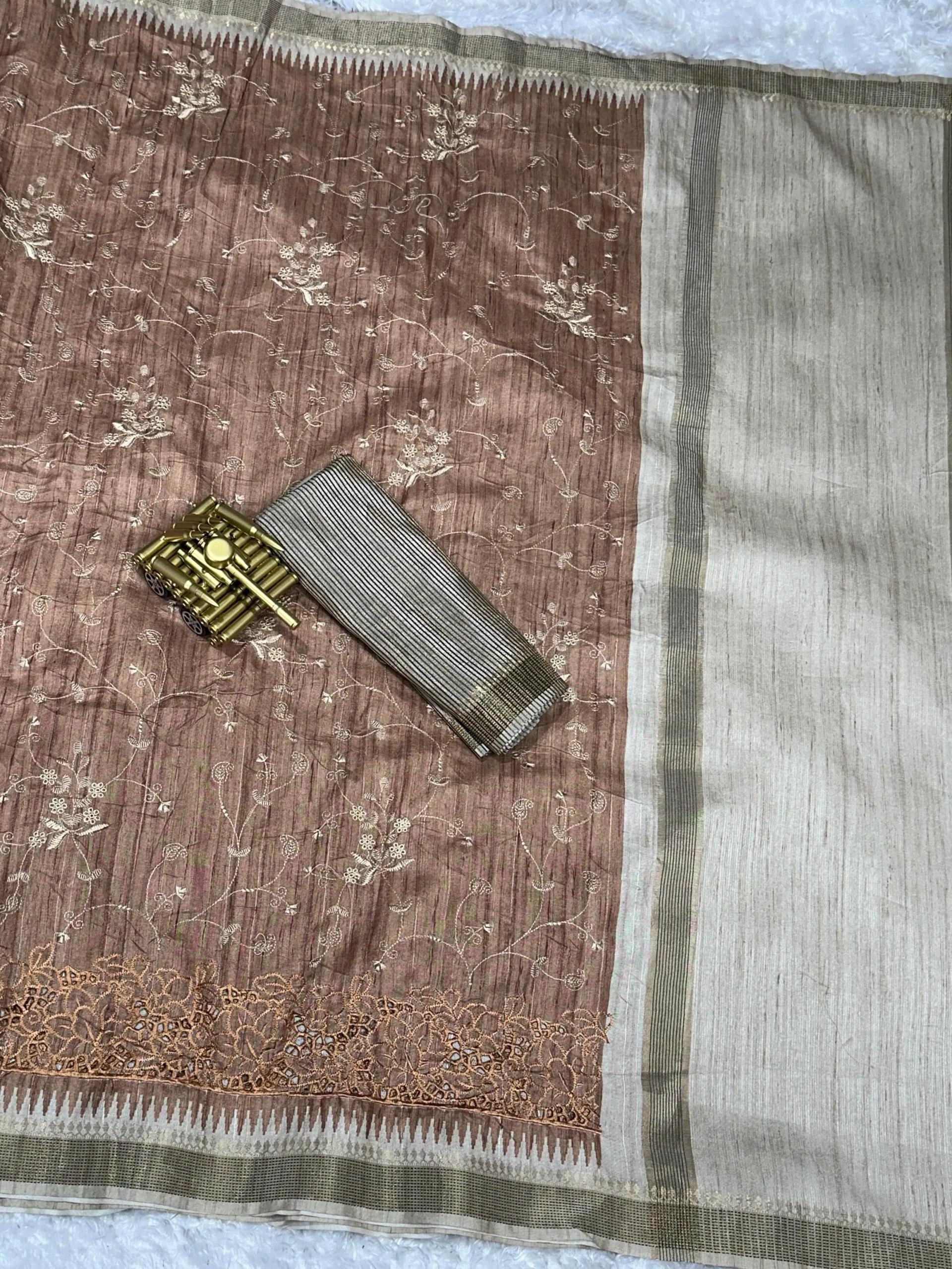 Soft Tusser Cotton Saree with Thread Embroidery Work - Image 16 in Surat