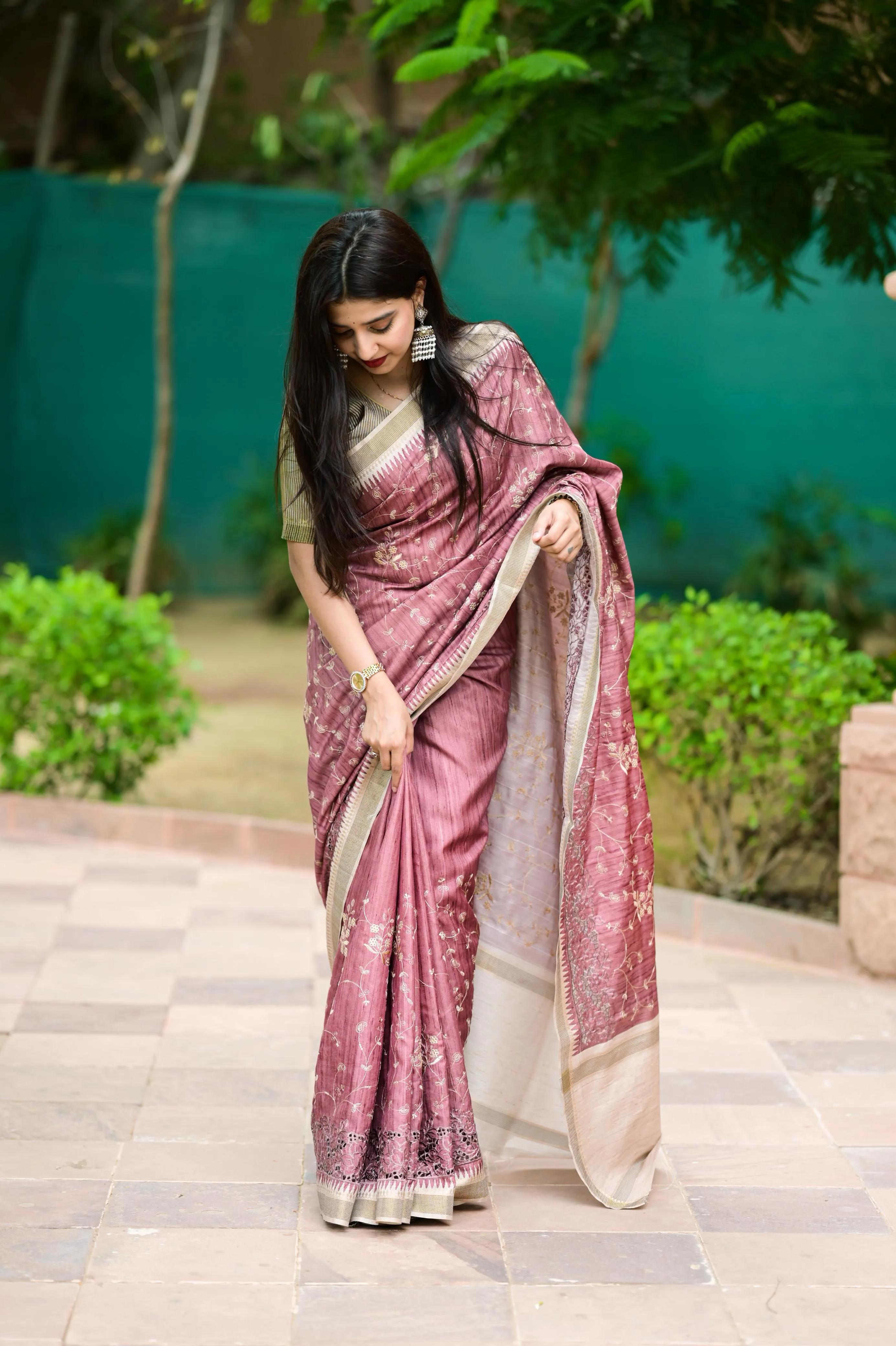 Soft Cotton Tusser Premium Saree - Image 4 in Surat