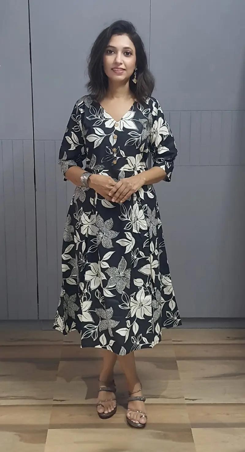 Pure Cotton A-Line One Piece Dress for Women - Casual - Image 8 in Surat