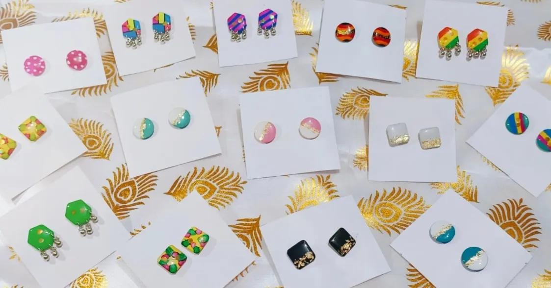 Buy Resin Stud Earrings Lightweight Glossy Daily Wear for Women in Mumbai | Reseller Bazzar