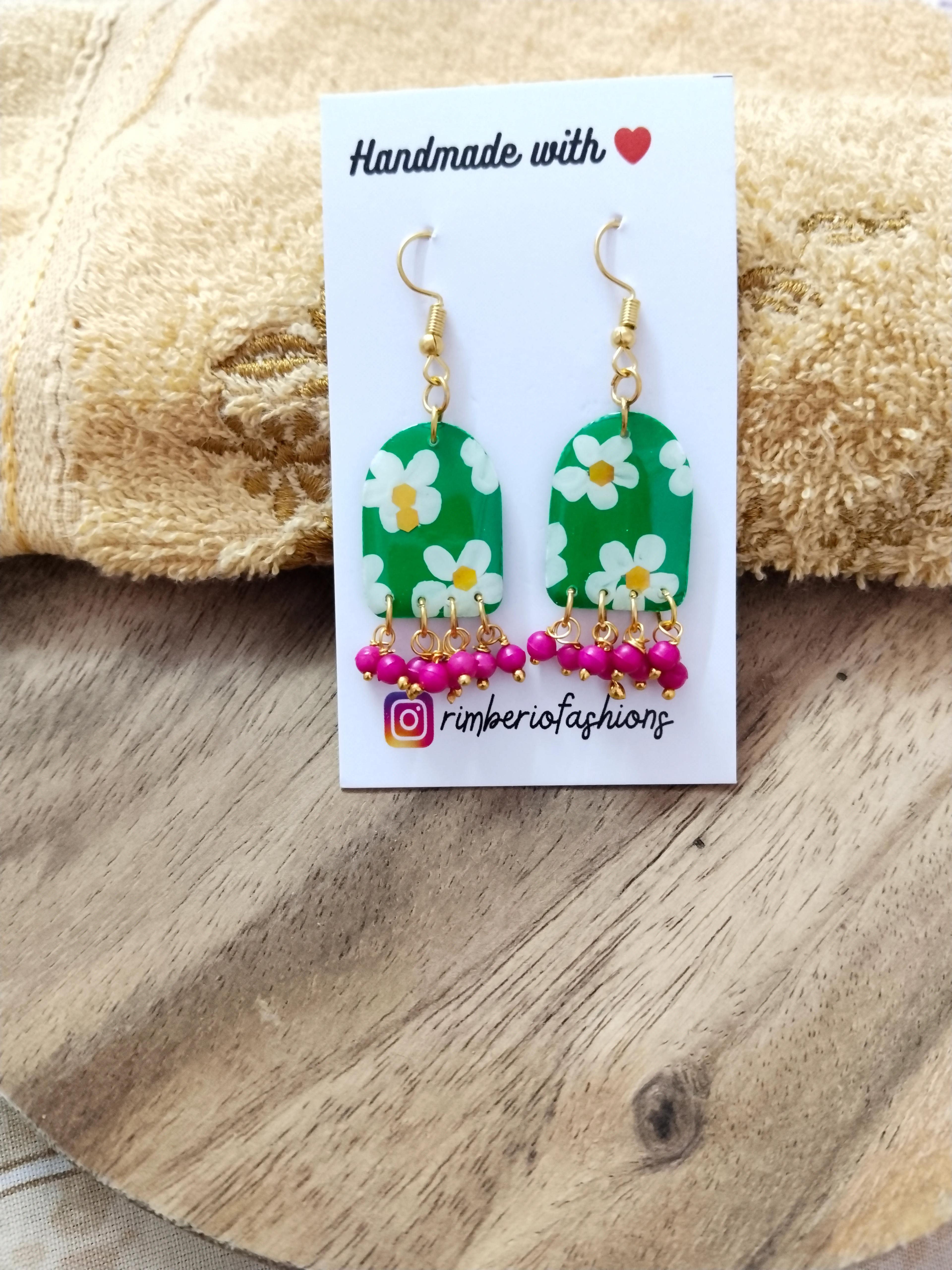 Handmade Resin Floral Earrings - Image 4 in Mumbai