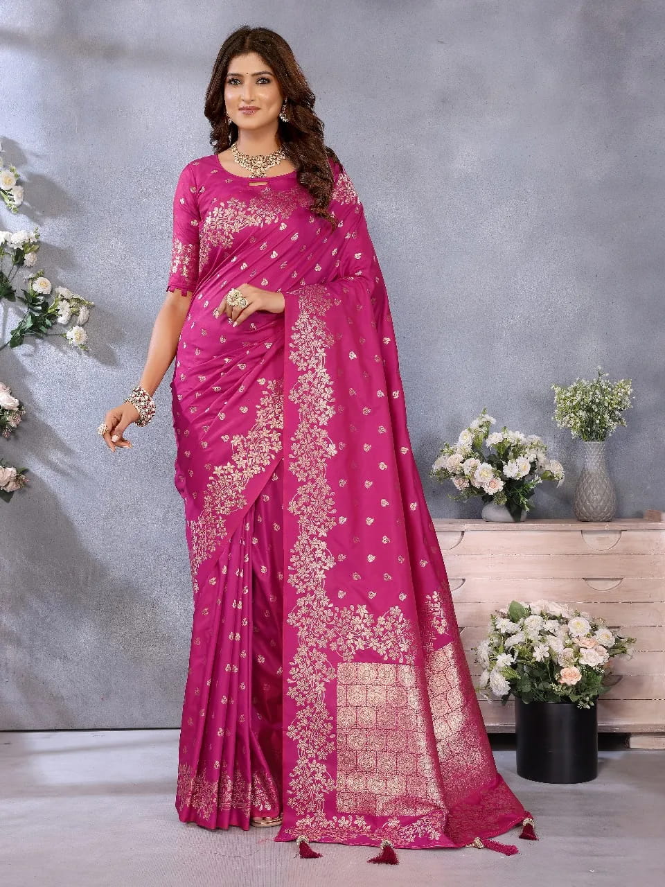 Buy Banarasi silk saree in Surat - Reseller Bazzar