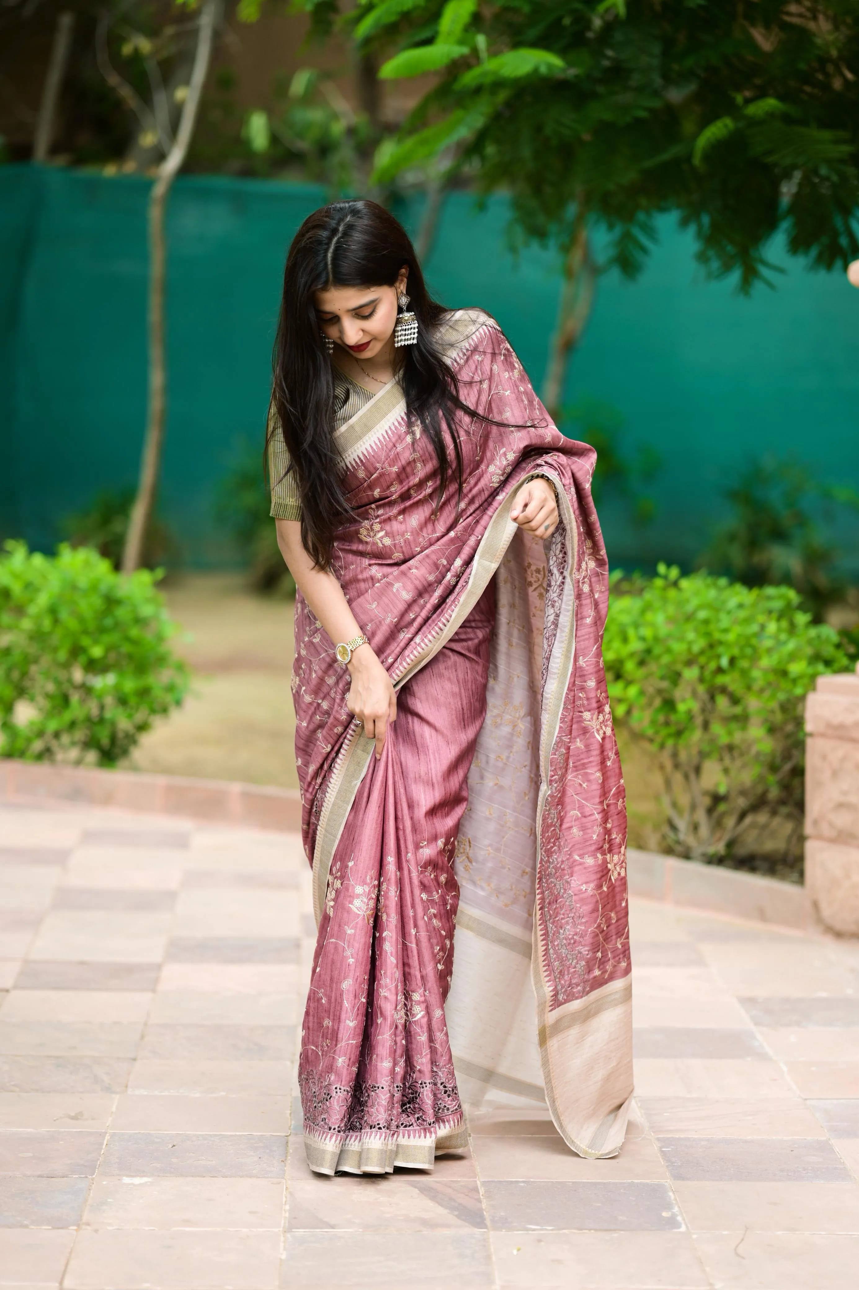 Buy Soft Cotton Tusser Premium Saree in Surat - Reseller Bazzar