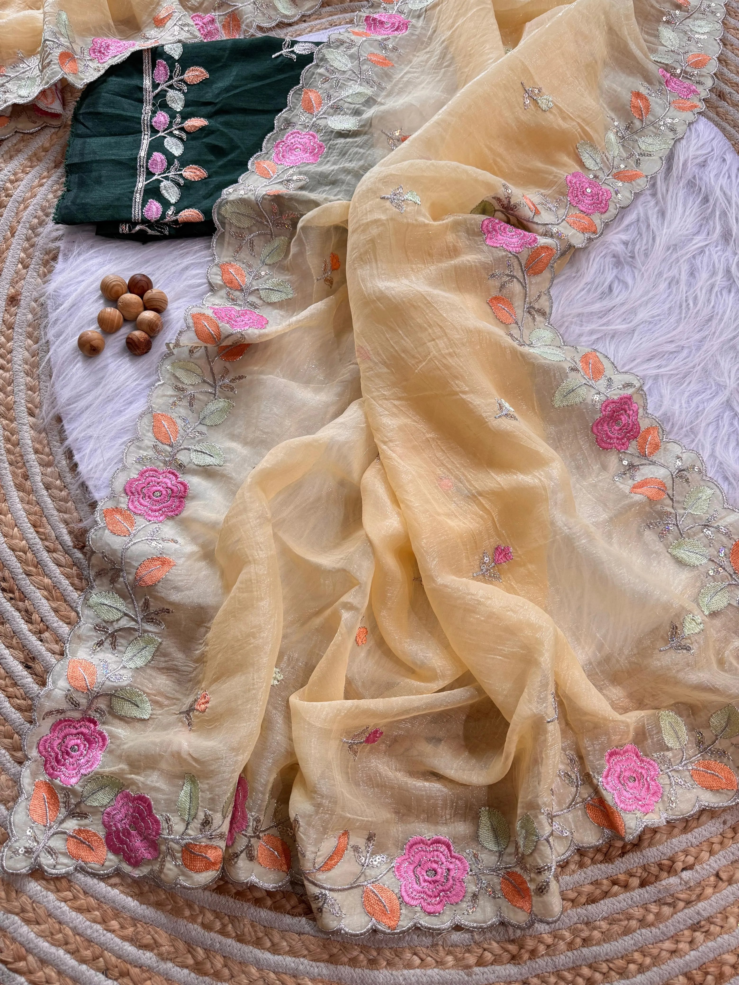 Dual Tone Silk Saree in Surat
