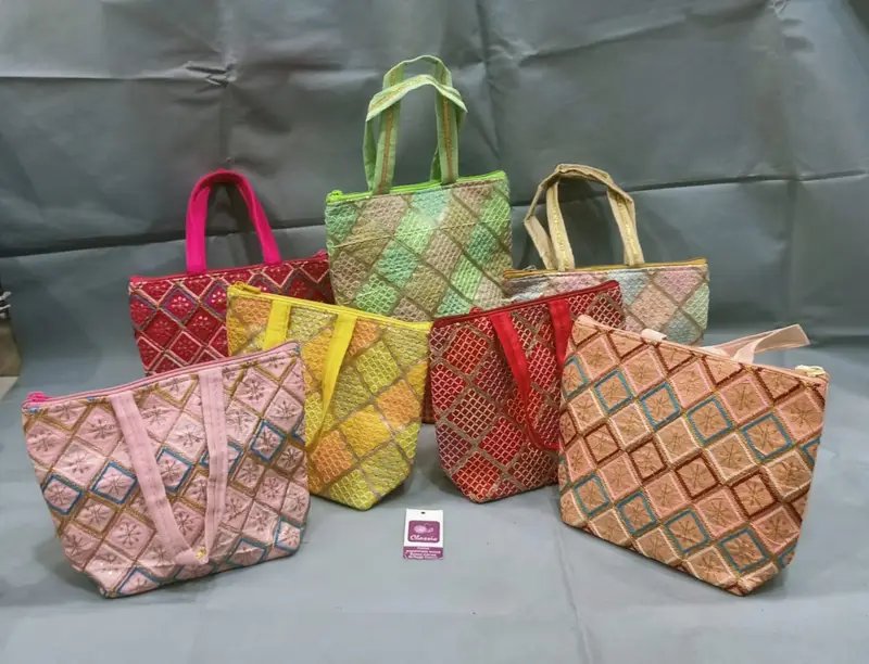 Small tote beg in Junagadh