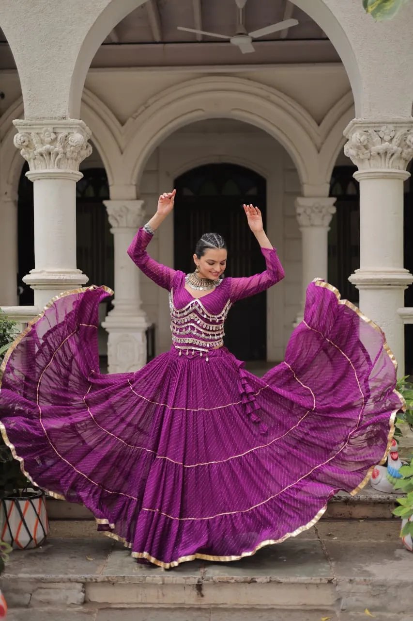 Fashionable Navratri lehenga choli in Surat