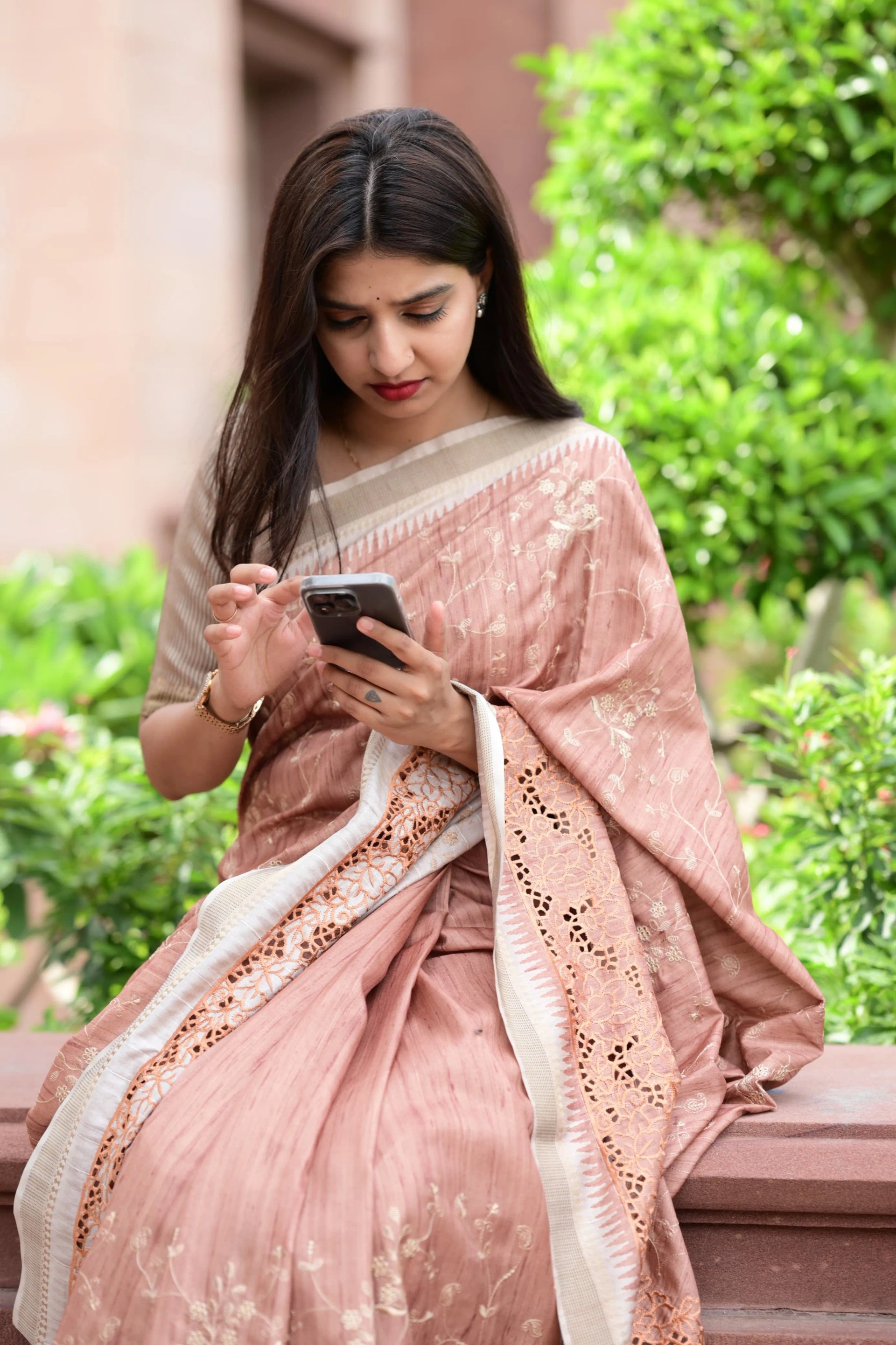 Soft Tusser Cotton Saree with Thread Embroidery Work in Surat
