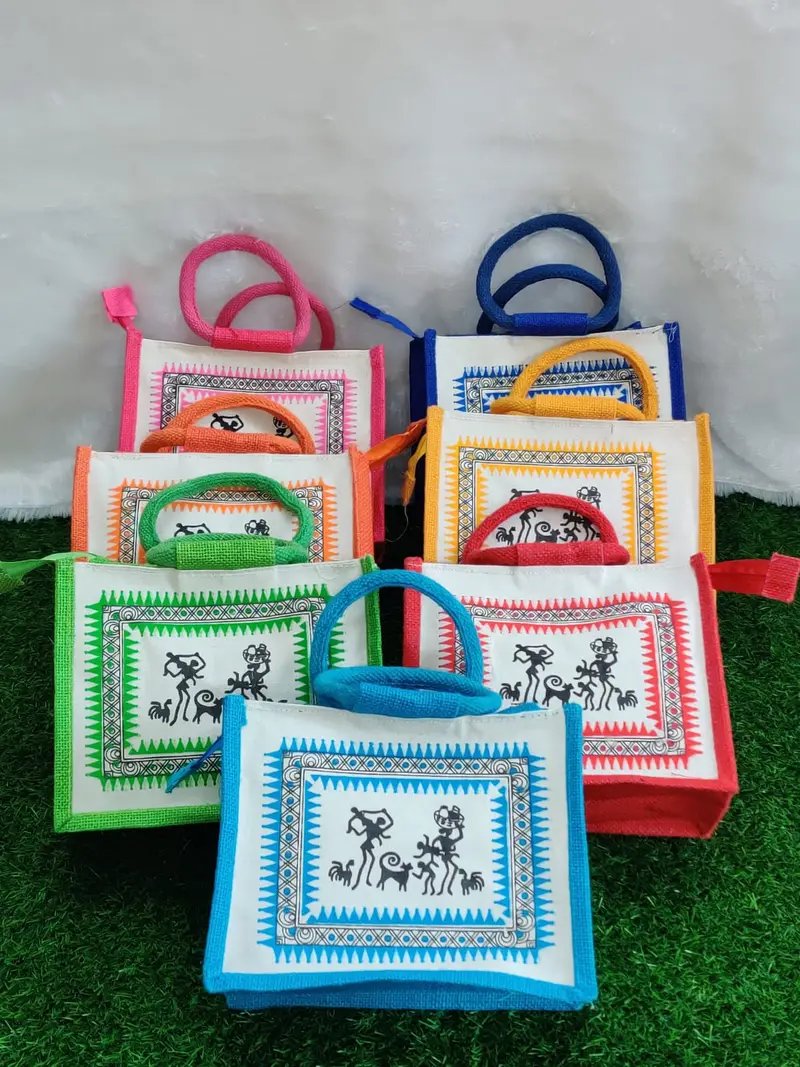 Small tote beg in Junagadh