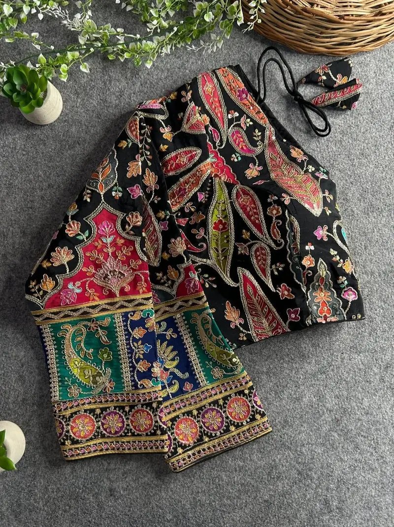 Zari Floral Design Printed Blouse for Sarees, Festive Wear in Hyderabad