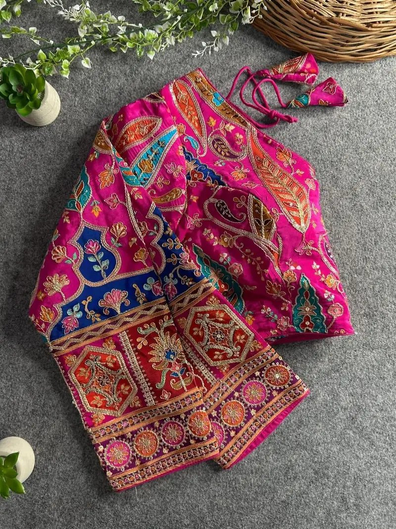 Zari Floral Design Printed Blouse for Sarees, Festive Wear in Hyderabad