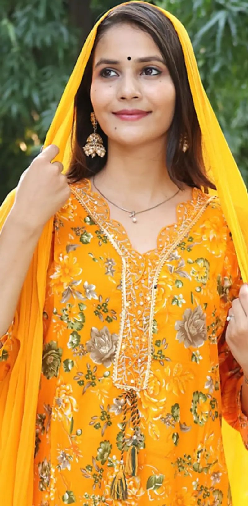 Yellow Floral Printed Straight Kurta Set in Thane