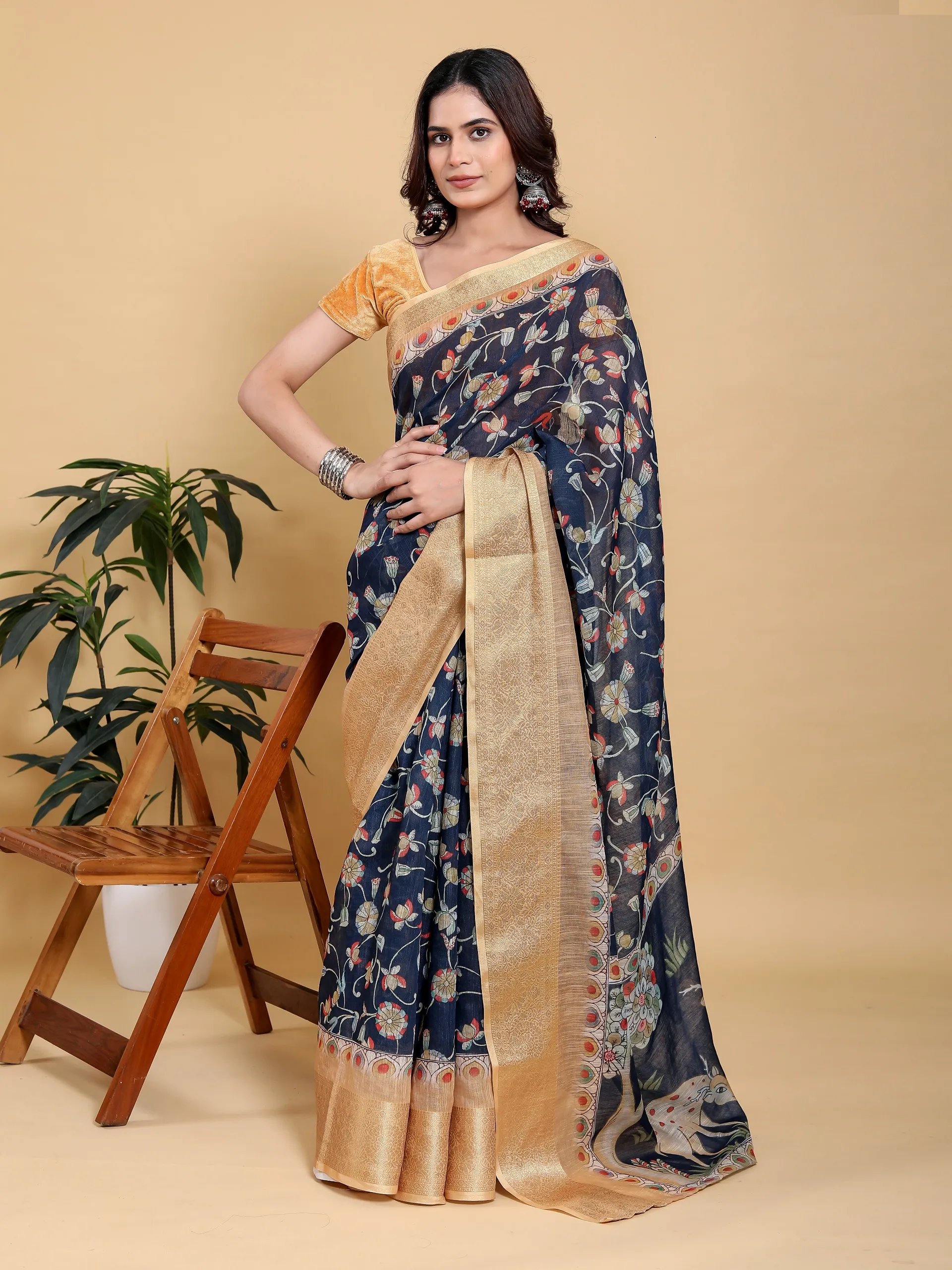 Elegant Navy blue floral print saree in Kolkata