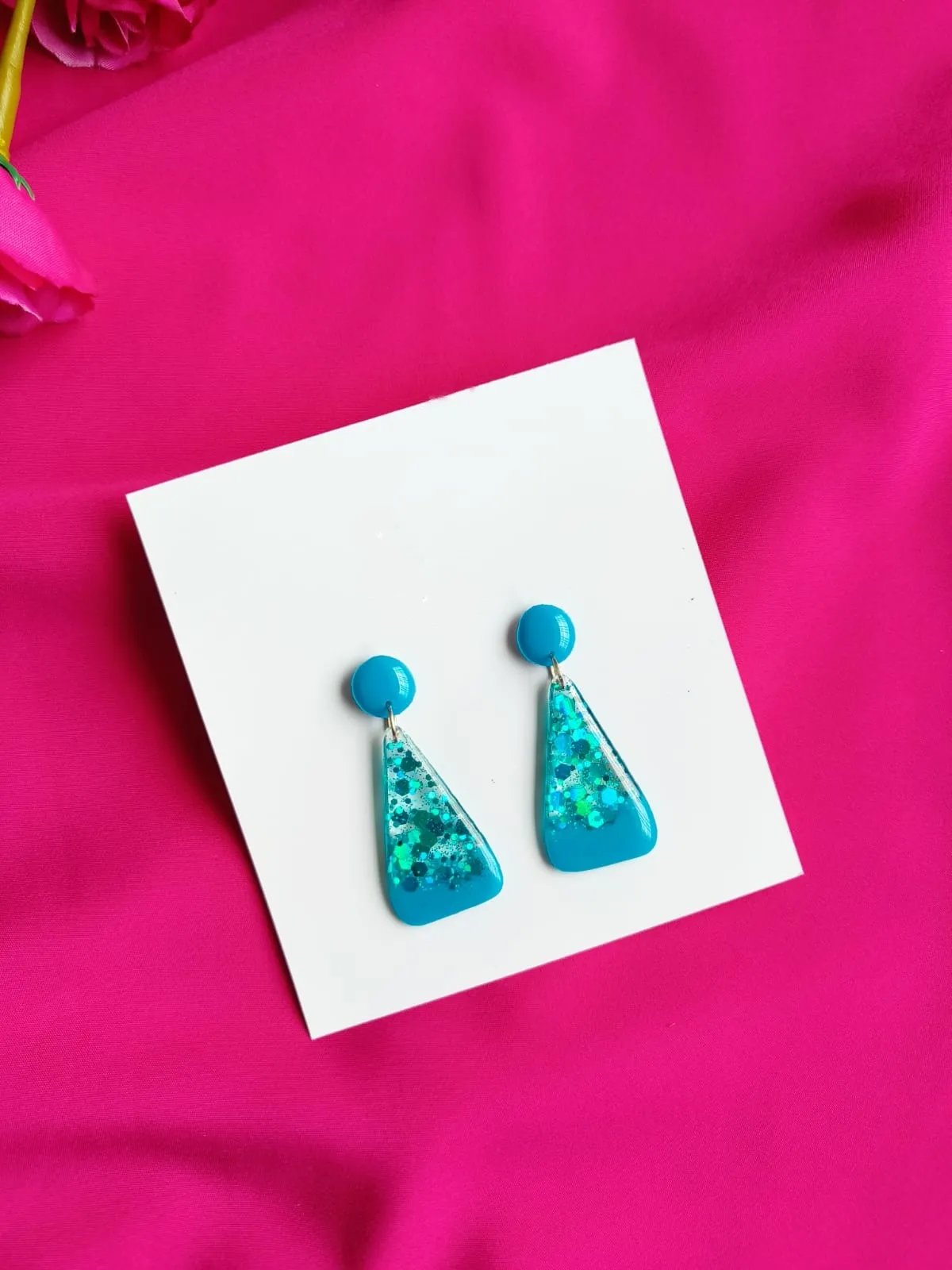 Resin Glittery Earrings in Mumbai
